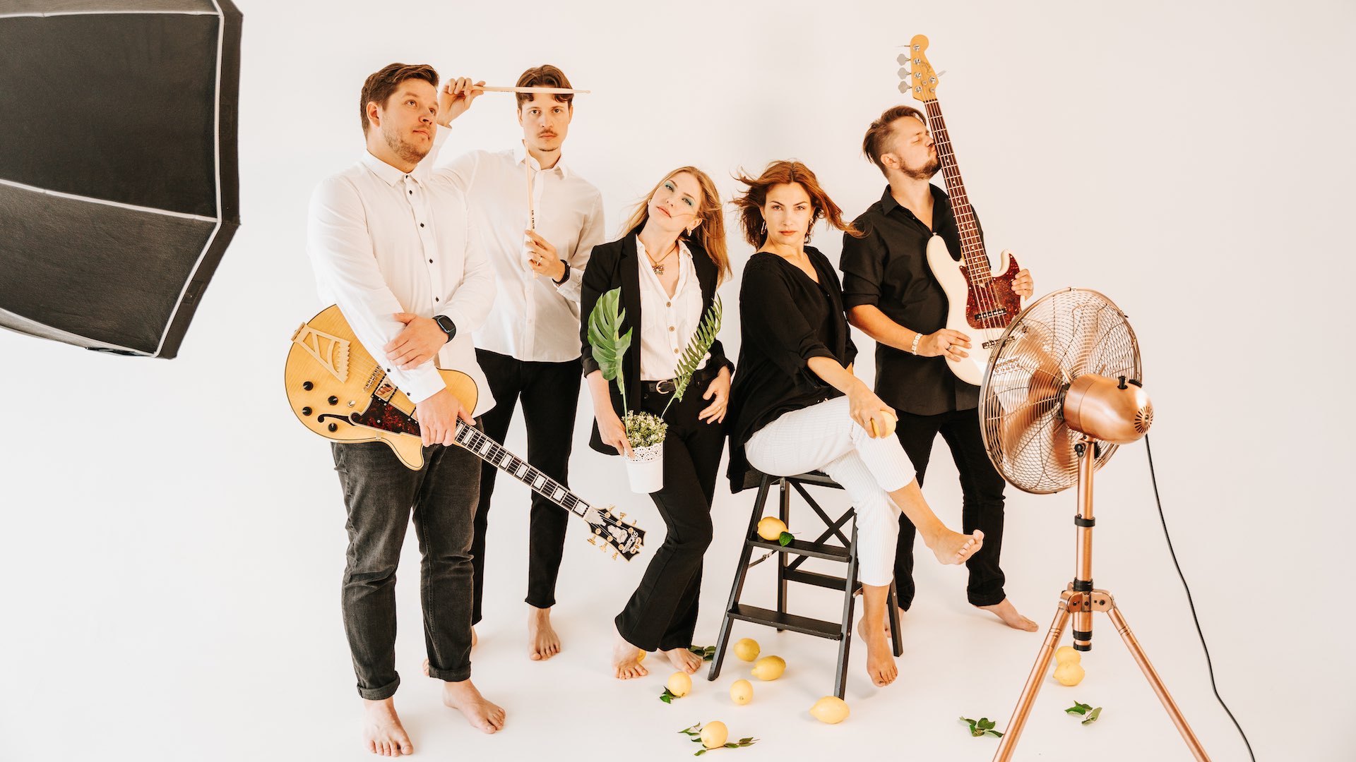 Cosmic Move – pulmabänd Eestis