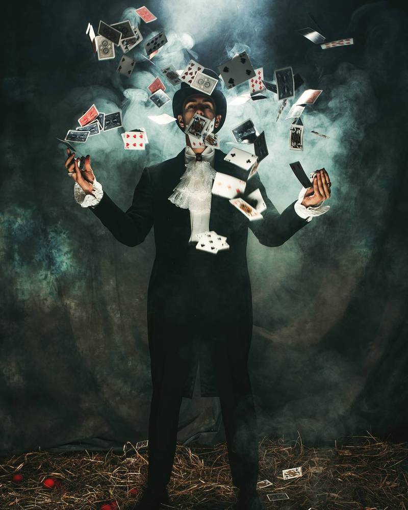 Mustkunstnik Dmitri Zorin 2