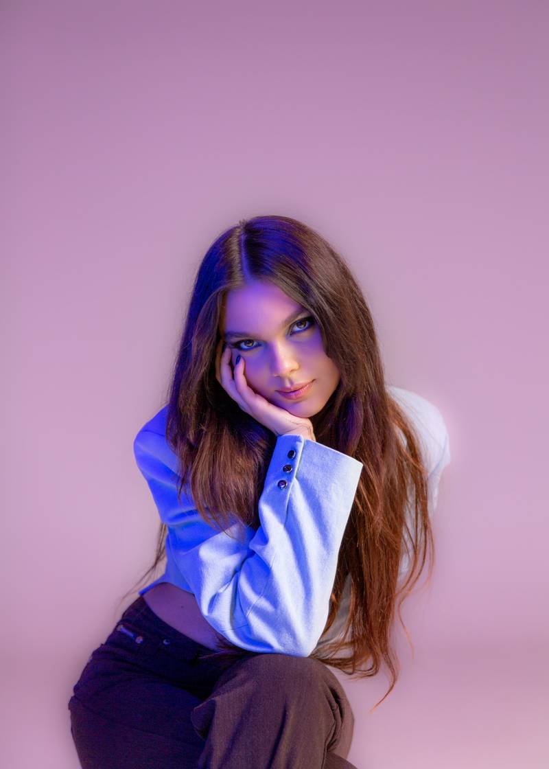 SHIRA 4