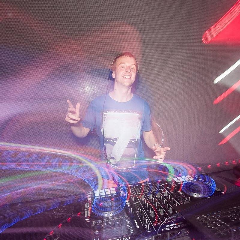 DJ/VJ Lenny LaVida 4