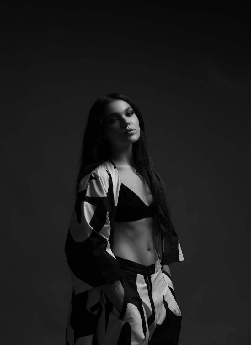 SHIRA 5