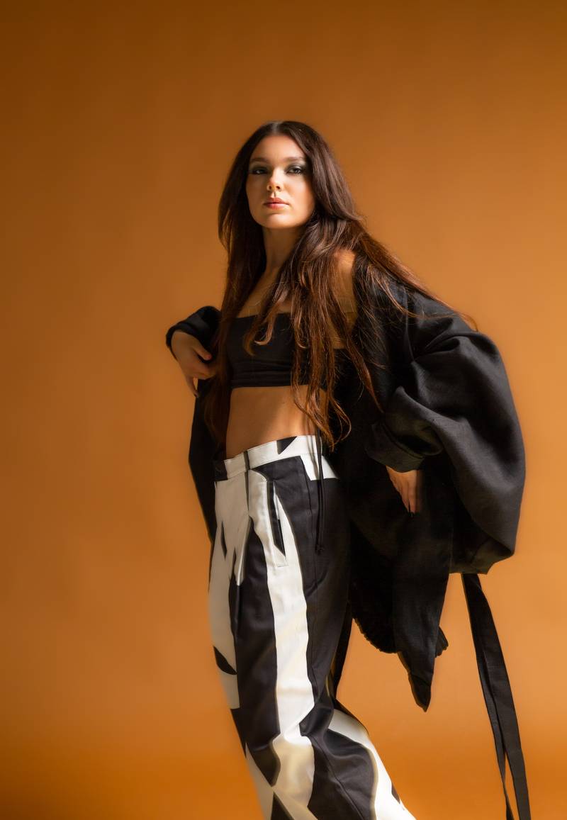SHIRA 3