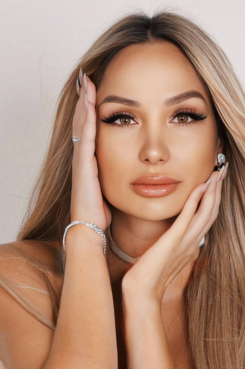 DANA TA 4