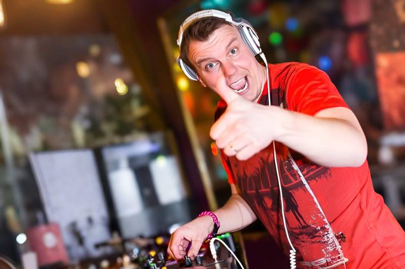 DJ Vaido Pannel
