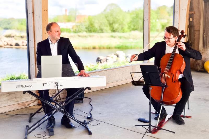 Tšello & klaver The Piano Guys stiilis