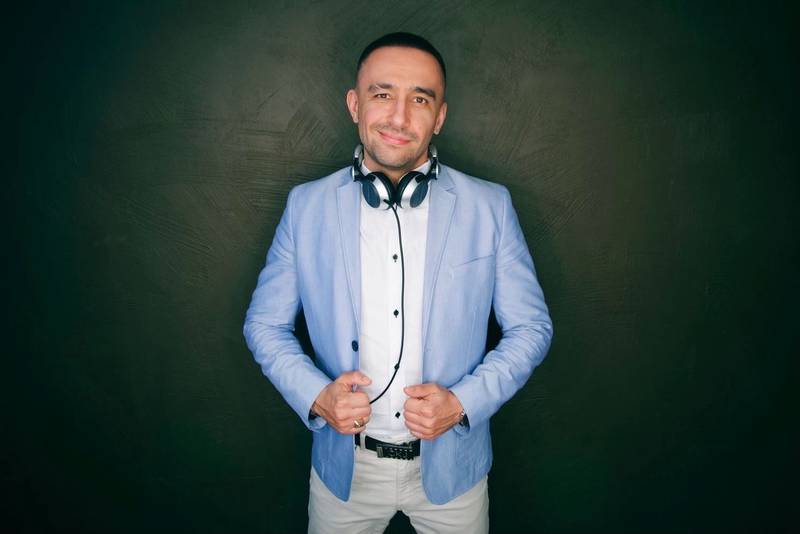 DJ Valentine Black